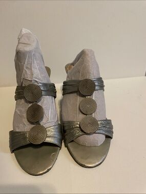 Bandolino Metallic Silver Strappy Sandals with Decorative Discs